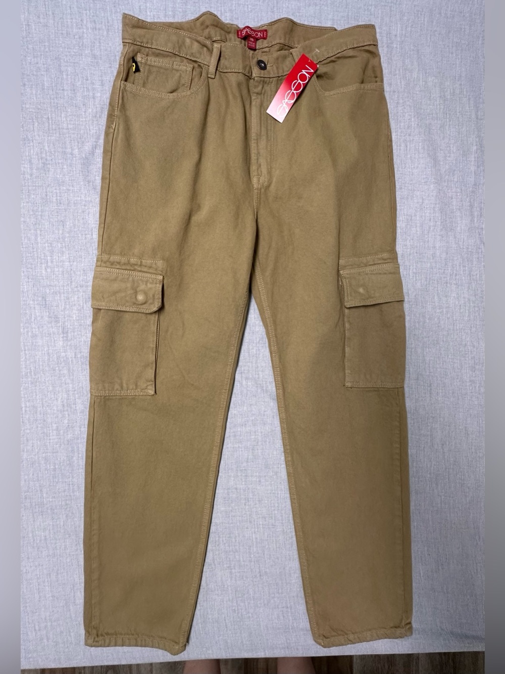 ✨ NWT Sasson Straight-Leg Cargo Jeans - Size 38 ✨